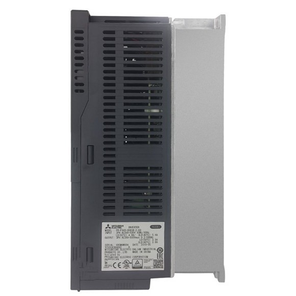 Tiomántán Inverter Mitsubishi F800, 3-Céim I, 18.5 KW