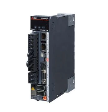 Mitsubishi Servo Drive MR-J4-700TM4-PNT 400V 7kW J4 Aimplitheoir Sraithe Praghas Maith